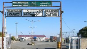 سرخس از طریق مرز سرخس به کشور ترکمنستان متصل است. این مرز یکی از مهم‌ترین مرزهای ایران با کشورهای خارجی است